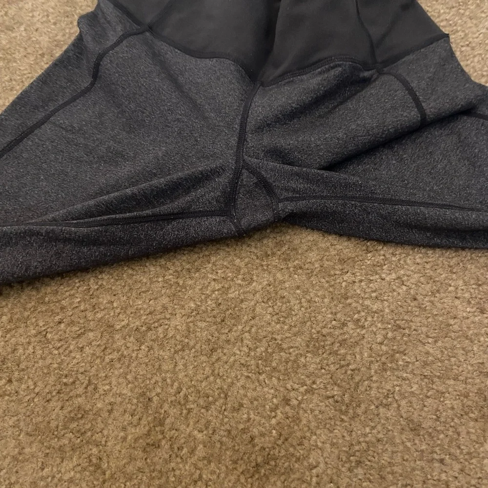 Lululemon Gather & Crow Crop II Heathered Black